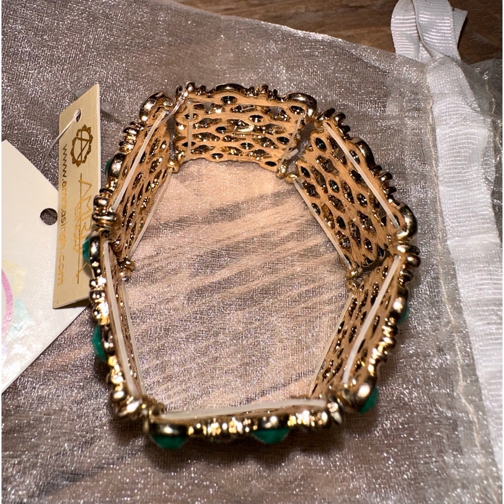 Statement Bracelet - Picture 3 of 4